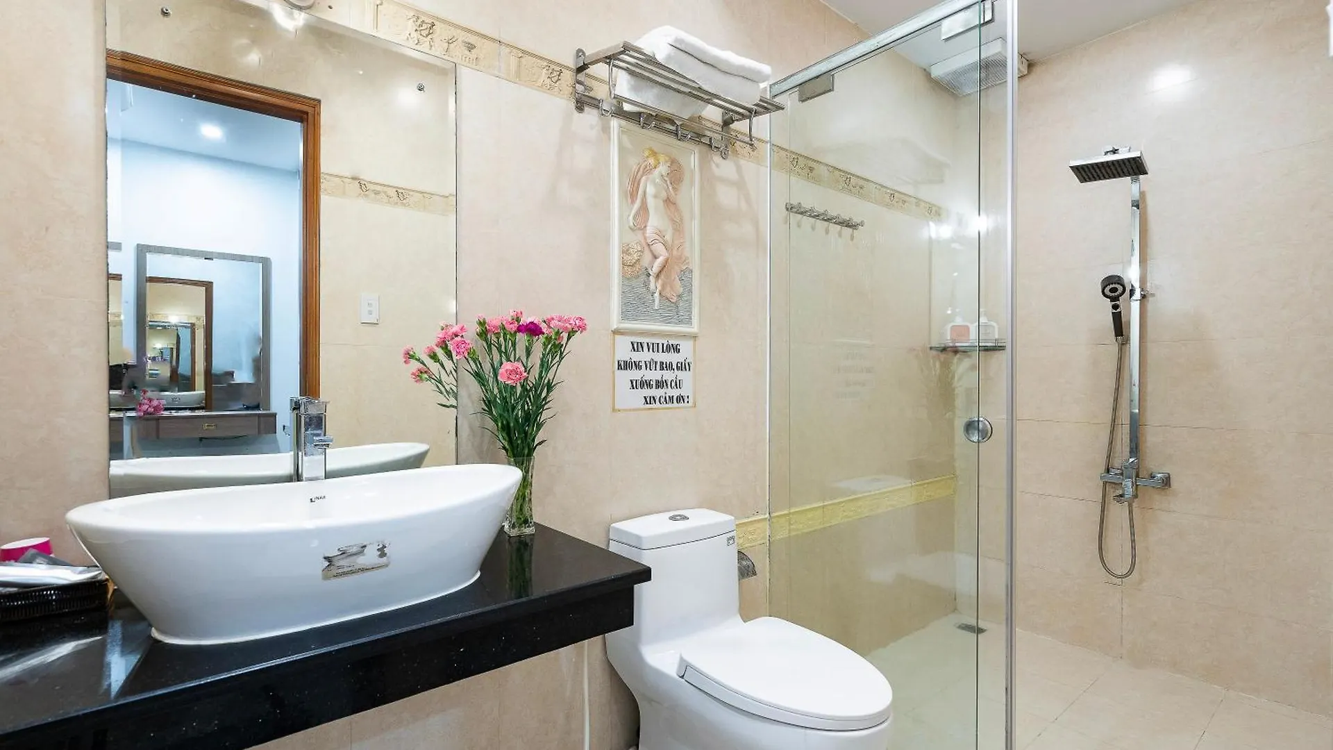 Lucky Star Hotel Q5 Ho Chi Minh City Vietnam