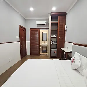 Hoa Hotel